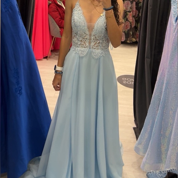 Prom Dress - Picture 2 of 6